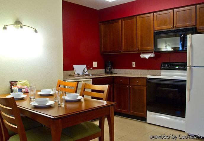 Residence Inn By Marriott Lake Norman Хантерсвилл Номер фото
