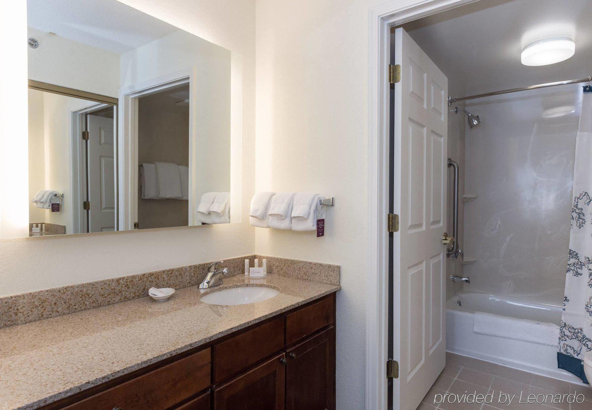Residence Inn By Marriott Lake Norman Хантерсвилл Экстерьер фото